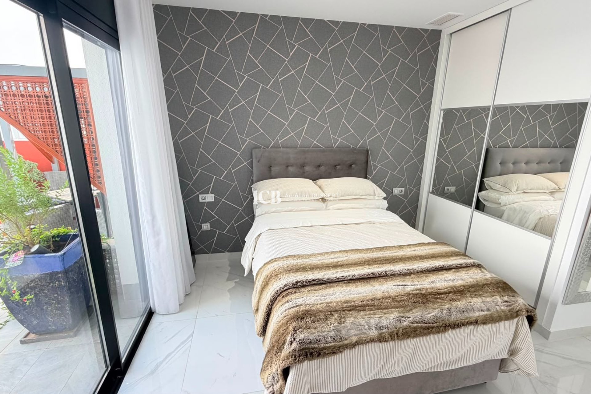 Revente - Villa -
Los Montesinos - La Herrada