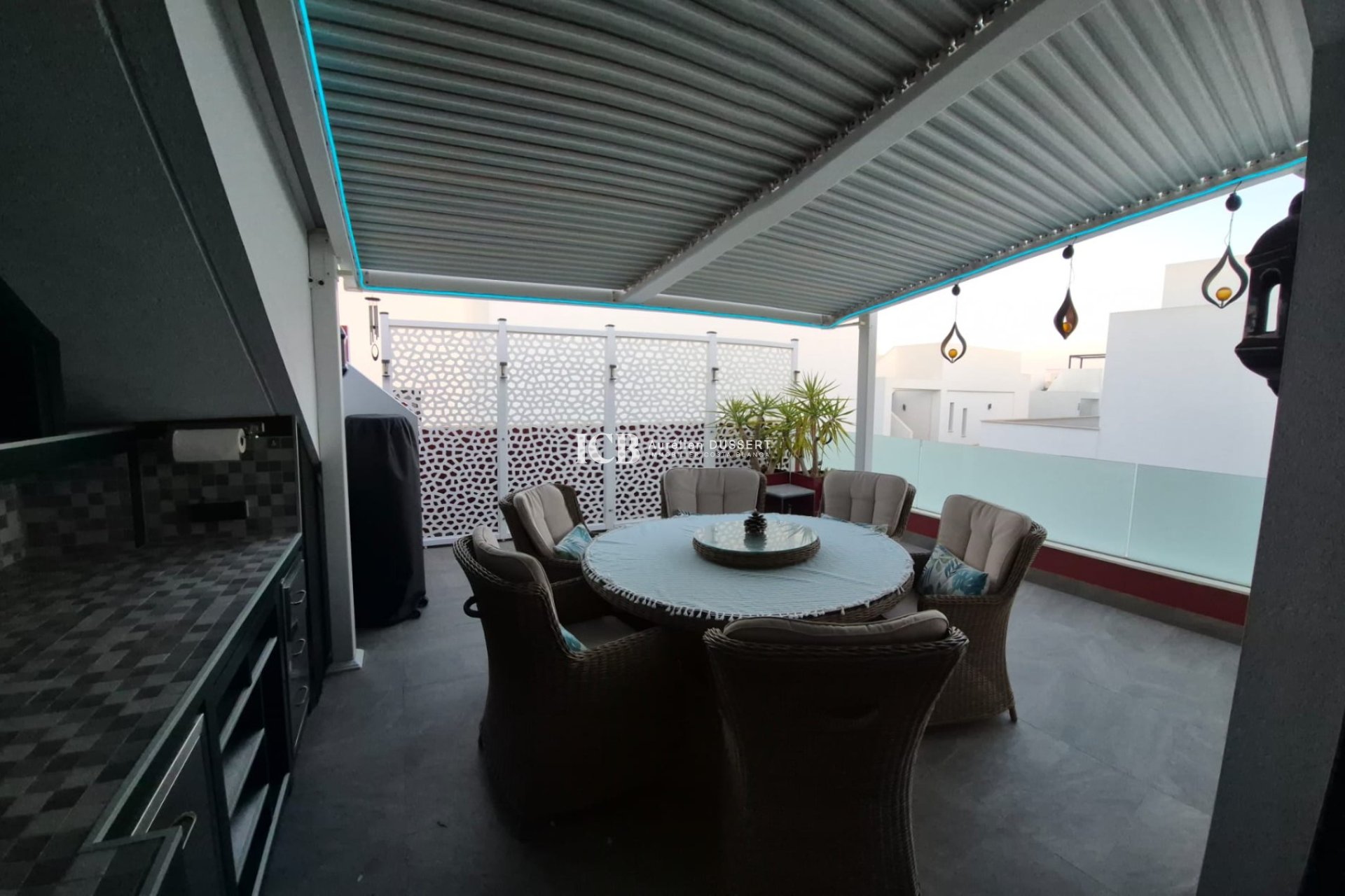 Revente - Villa -
Los Montesinos - La Herrada