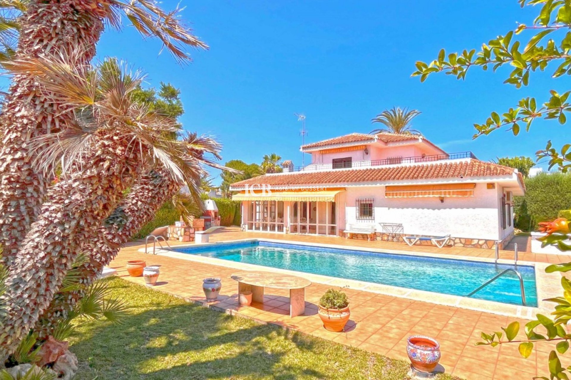 Revente - Villa -
Orihuela Costa - Cabo Roig