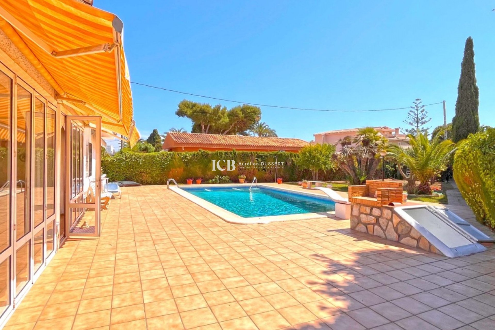 Revente - Villa -
Orihuela Costa - Cabo Roig