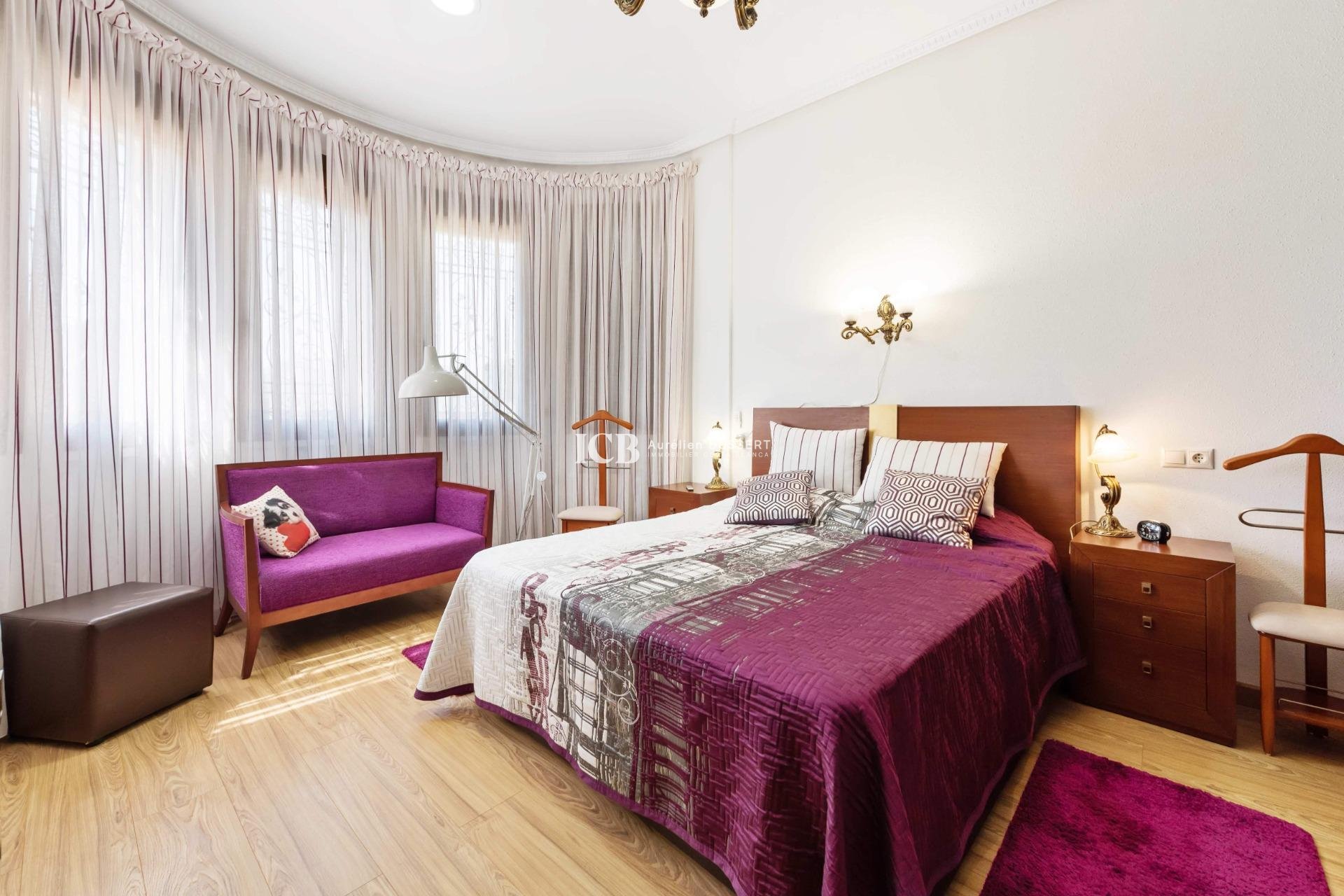 Revente - Villa -
Orihuela Costa - Campoamor
