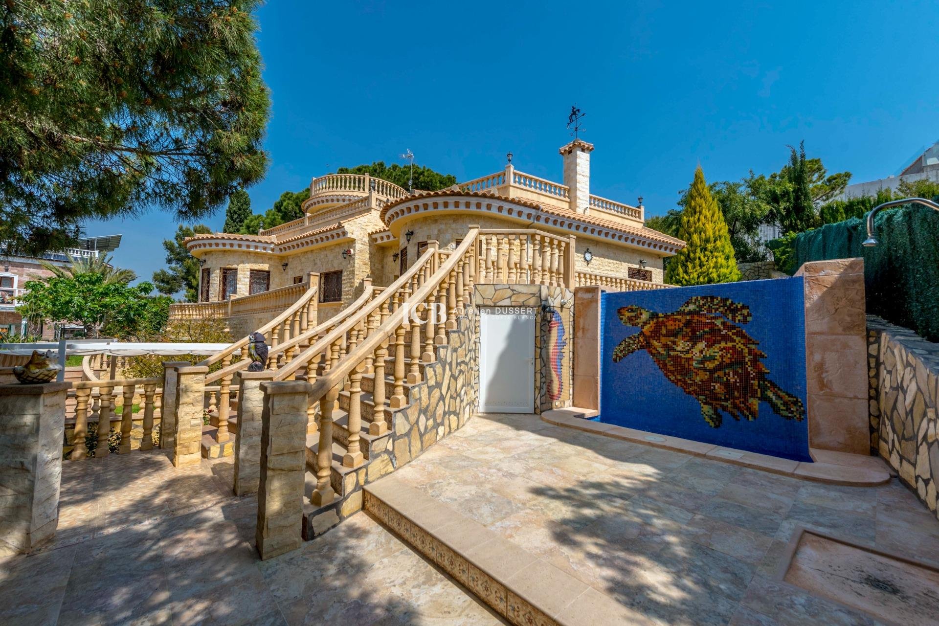 Revente - Villa -
Orihuela Costa - Campoamor