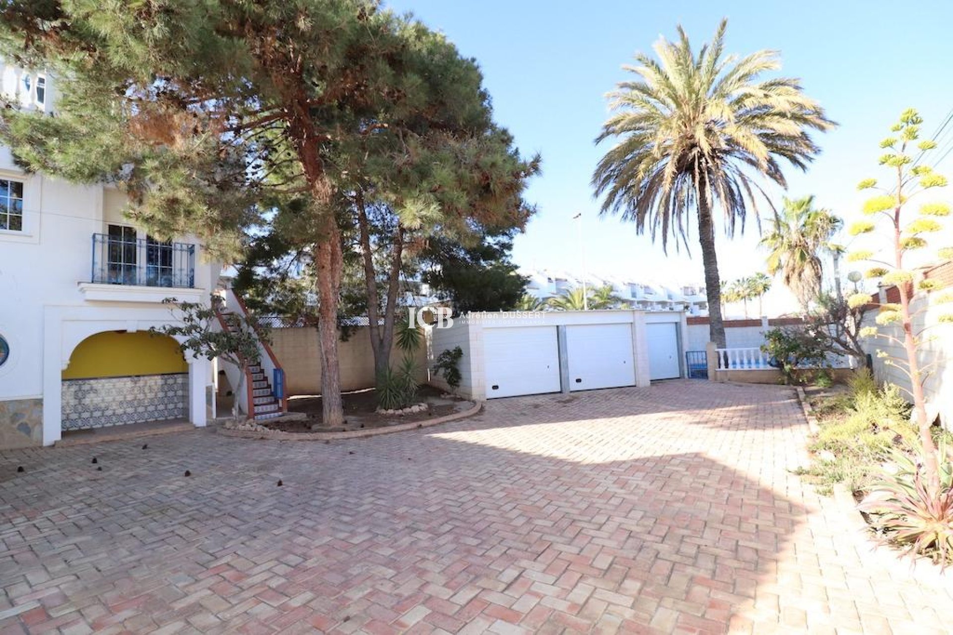 Revente - Villa -
Orihuela Costa - Los Dolses