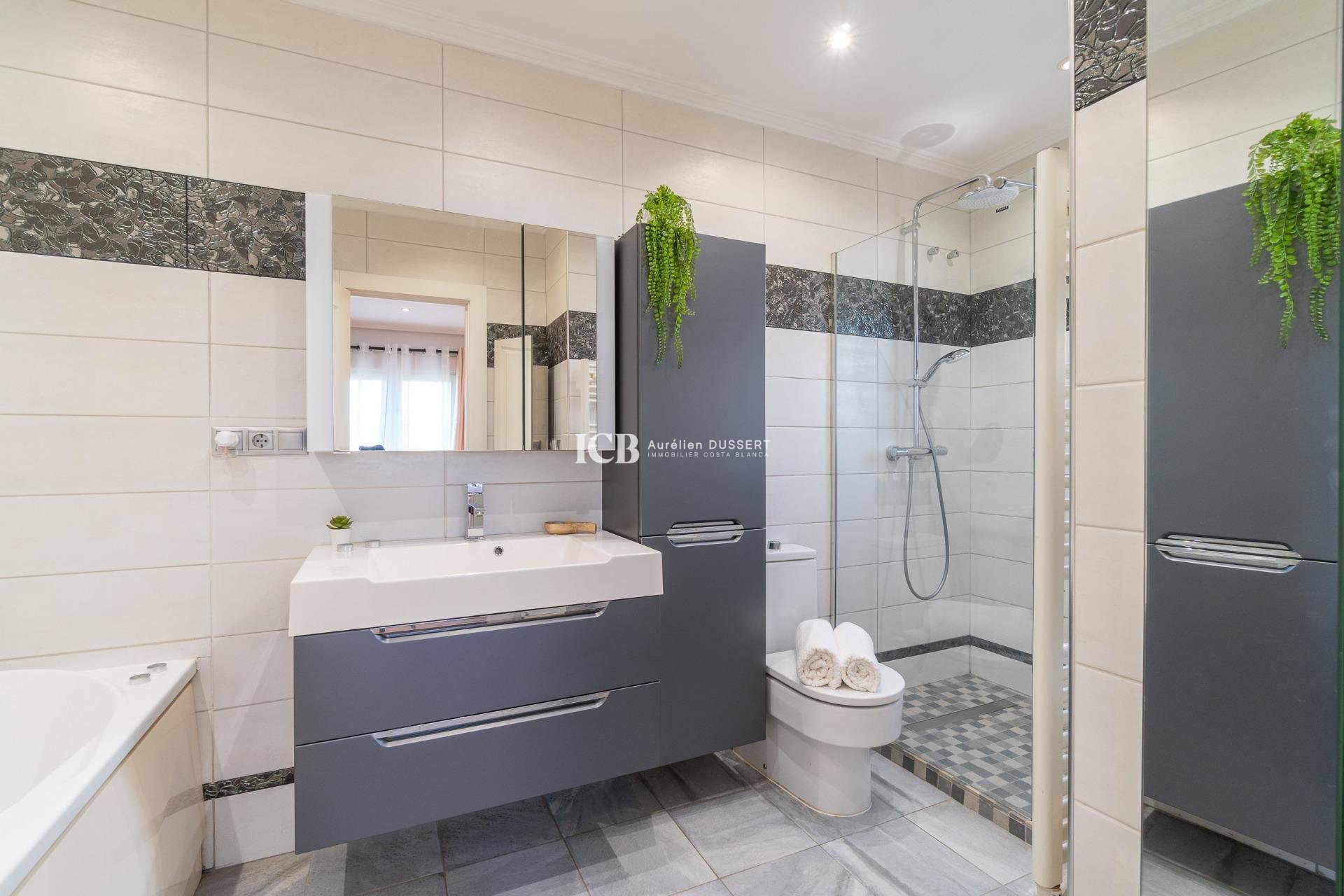 Revente - Villa -
Orihuela Costa - Playa Flamenca