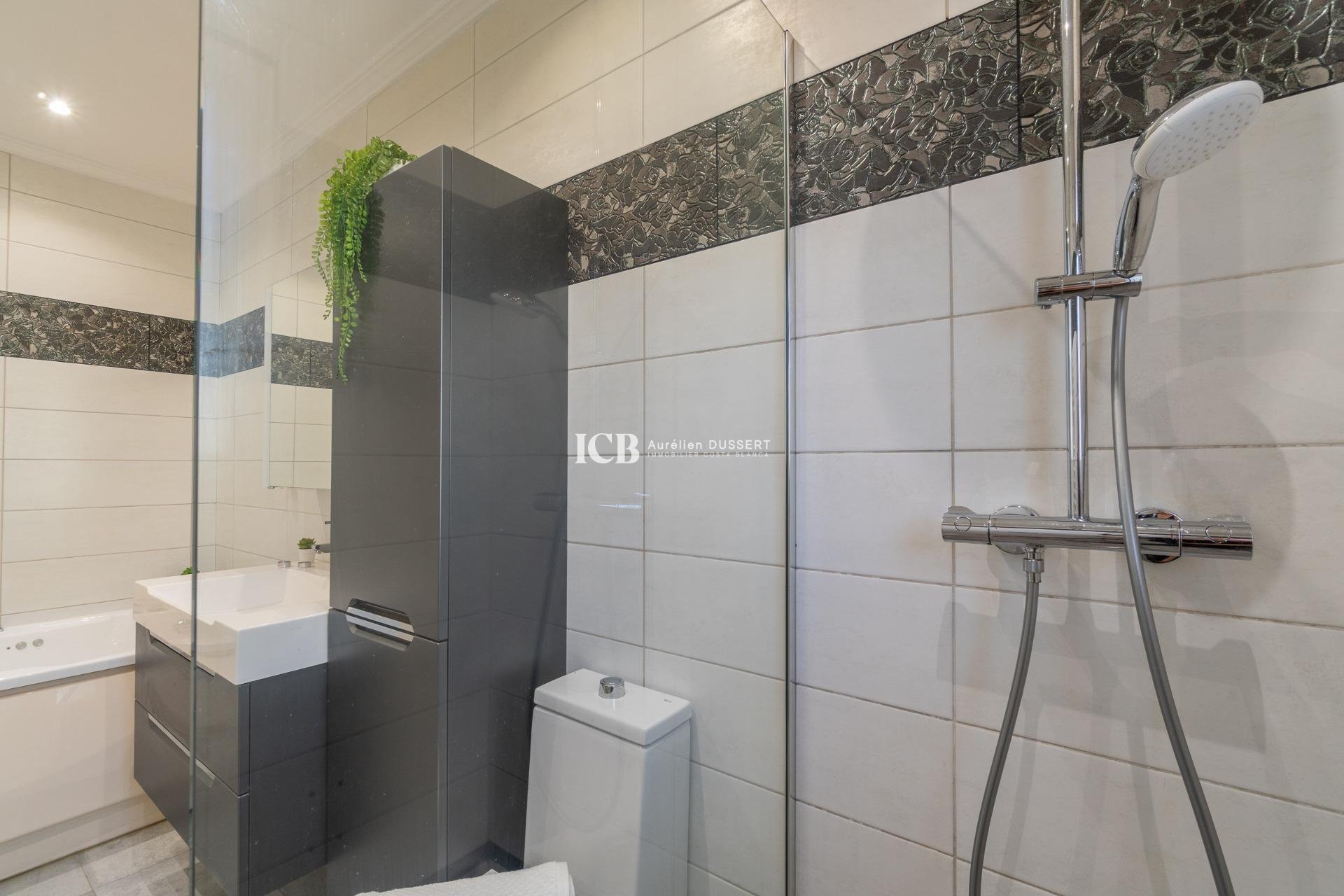 Revente - Villa -
Orihuela Costa - Playa Flamenca