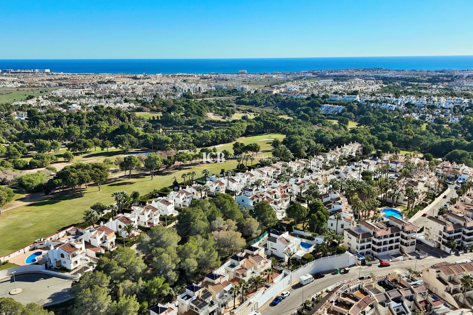 Revente - Villa -
Orihuela Costa - Villamartín