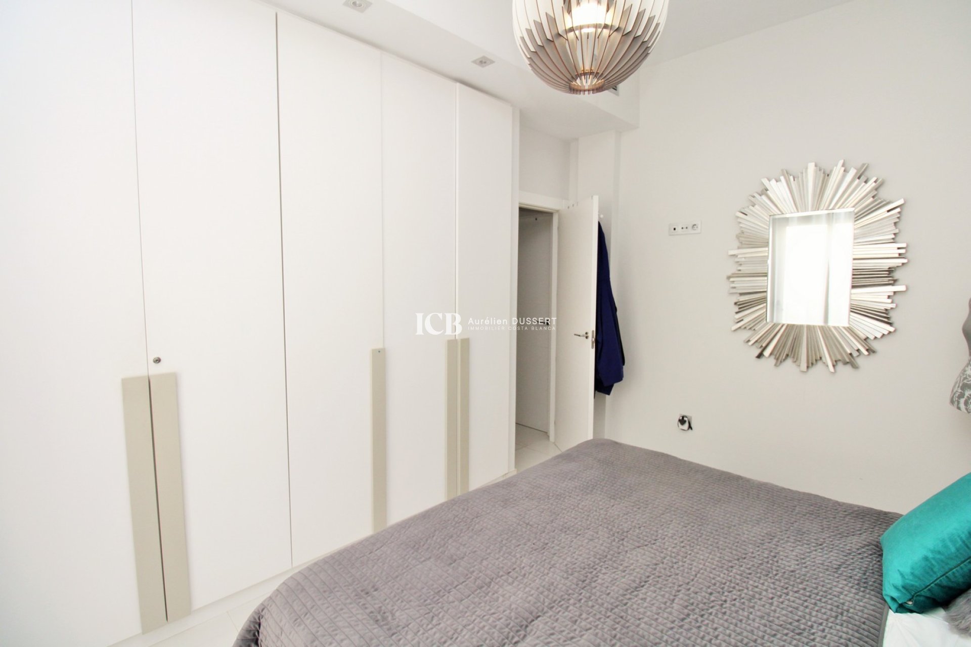 Revente - Villa -
Orihuela Costa - Villamartín