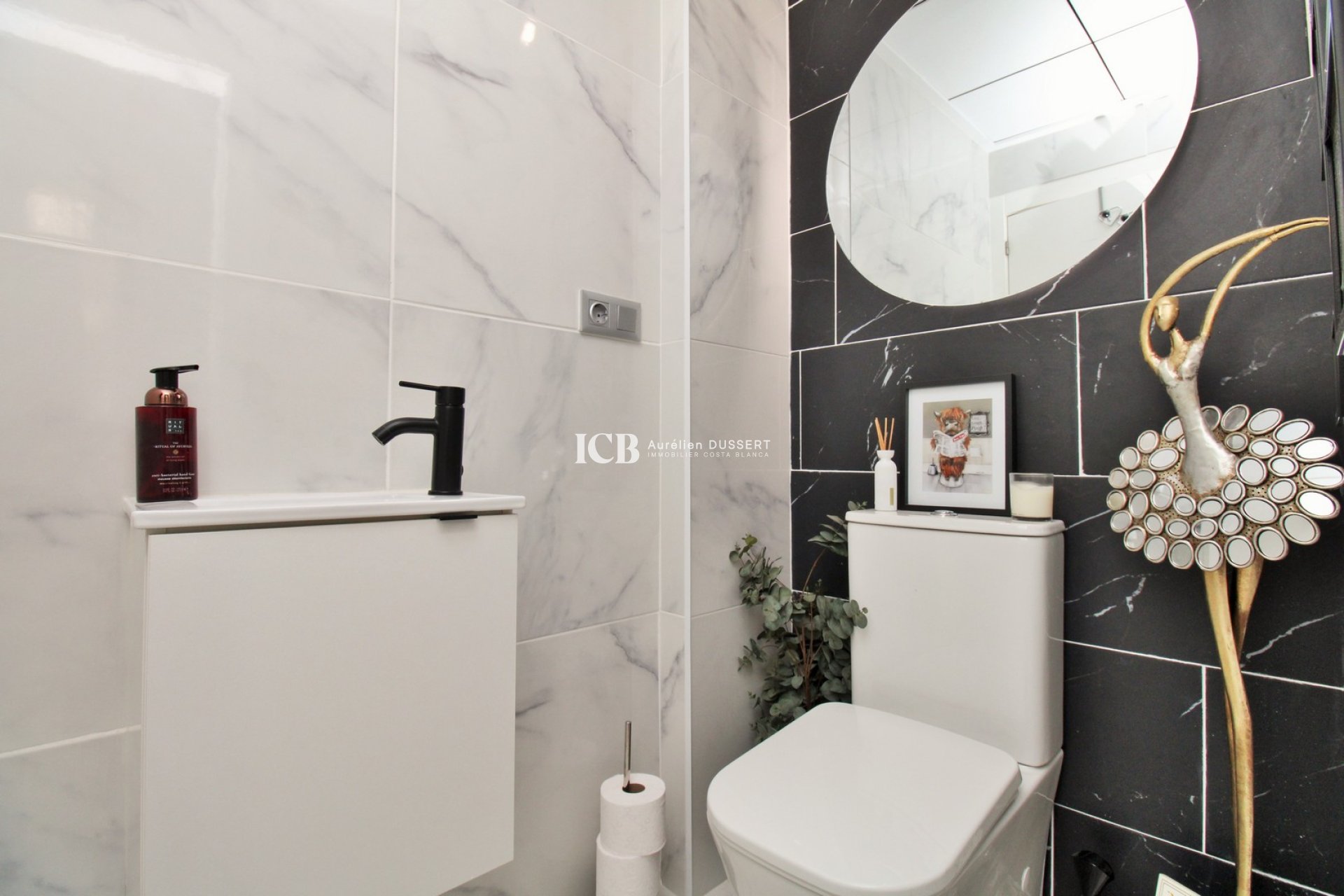 Revente - Villa -
Orihuela Costa - Villamartín