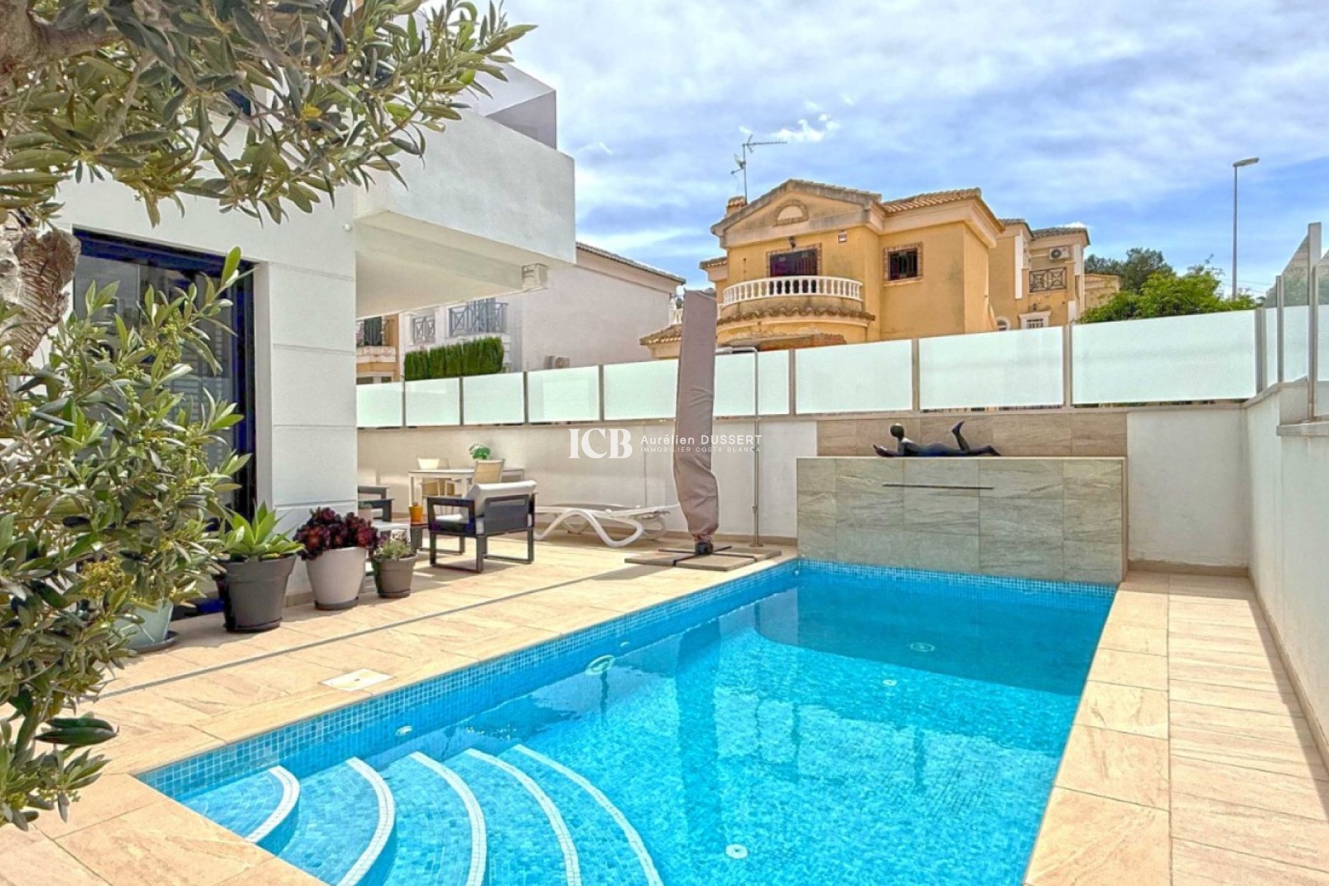 Revente - Villa -
Orihuela Costa - Villamartín