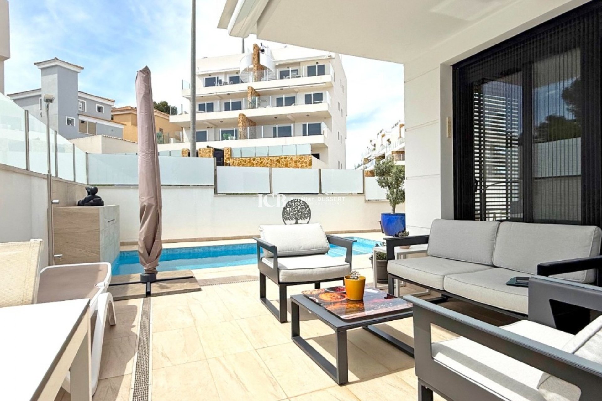 Revente - Villa -
Orihuela Costa - Villamartín