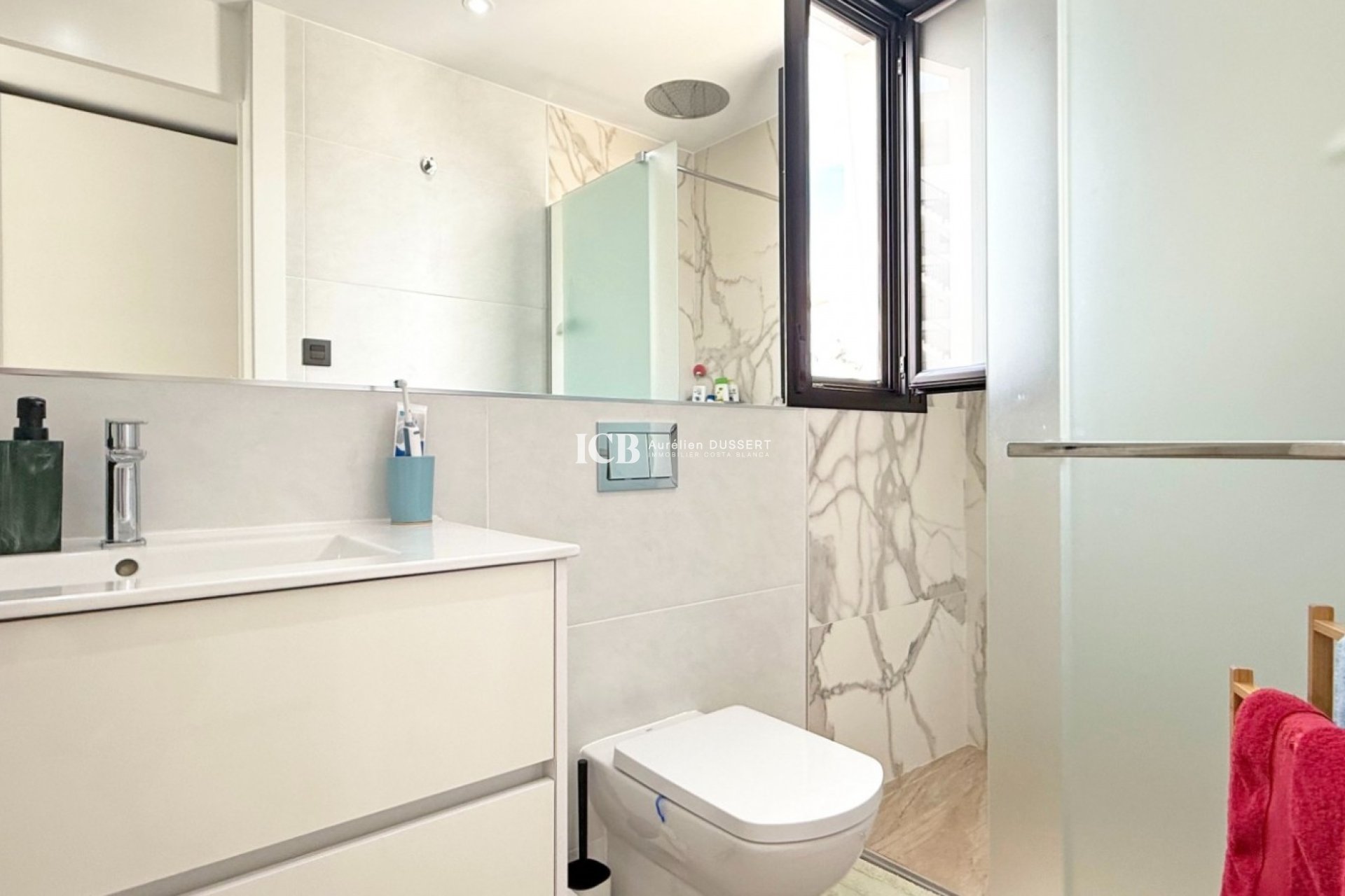 Revente - Villa -
Orihuela Costa - Villamartín