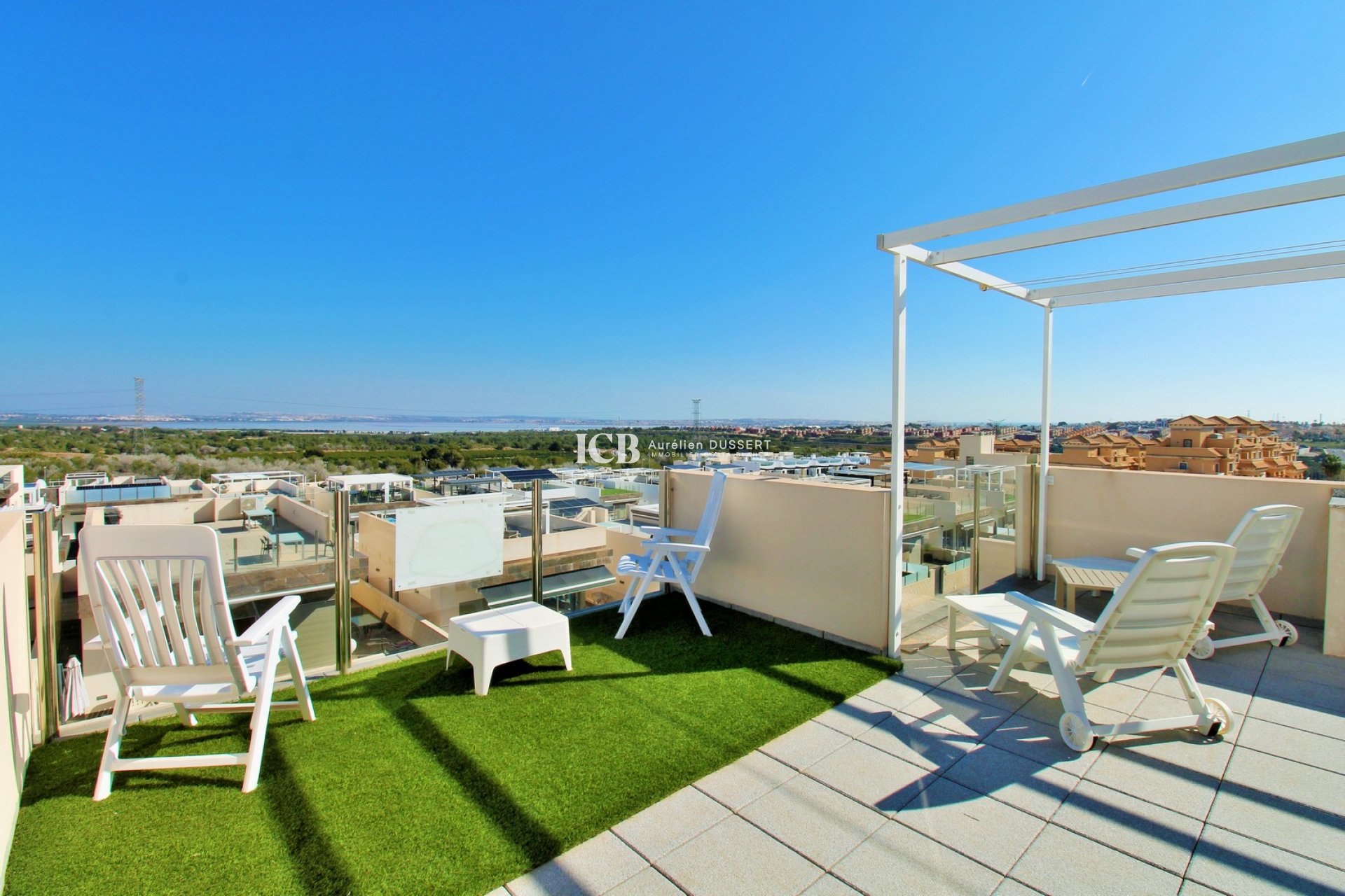 Revente - Villa -
Orihuela Costa - Villamartín