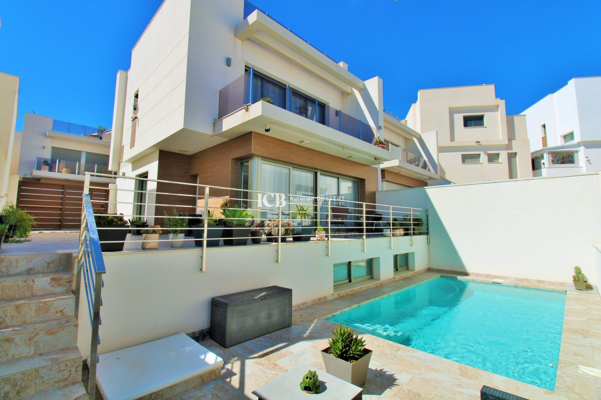 Revente - Villa -
Orihuela Costa - Villamartín