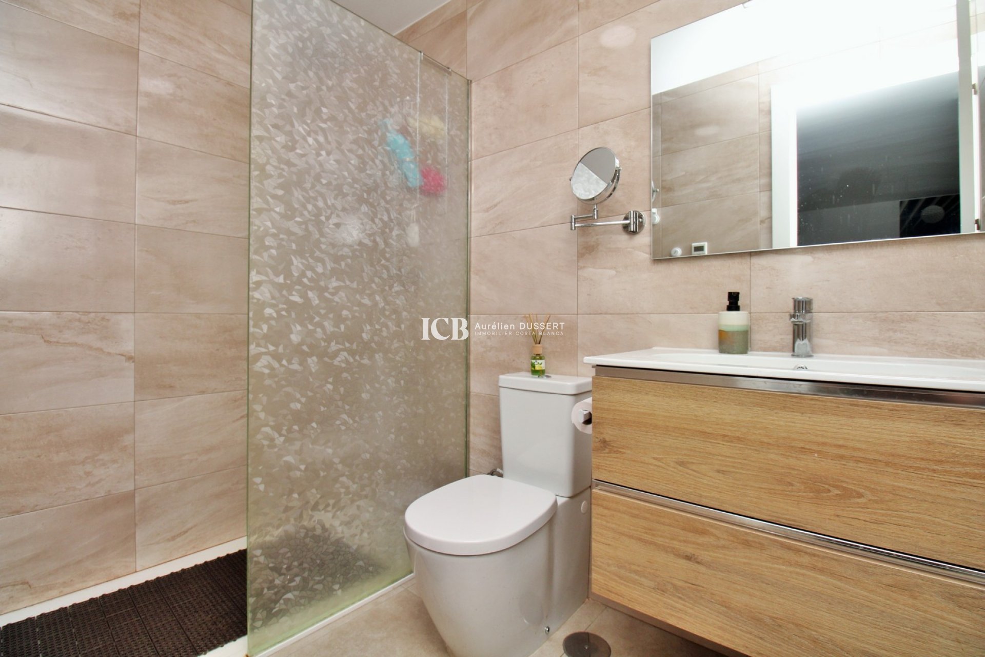 Revente - Villa -
Orihuela Costa - Villamartín