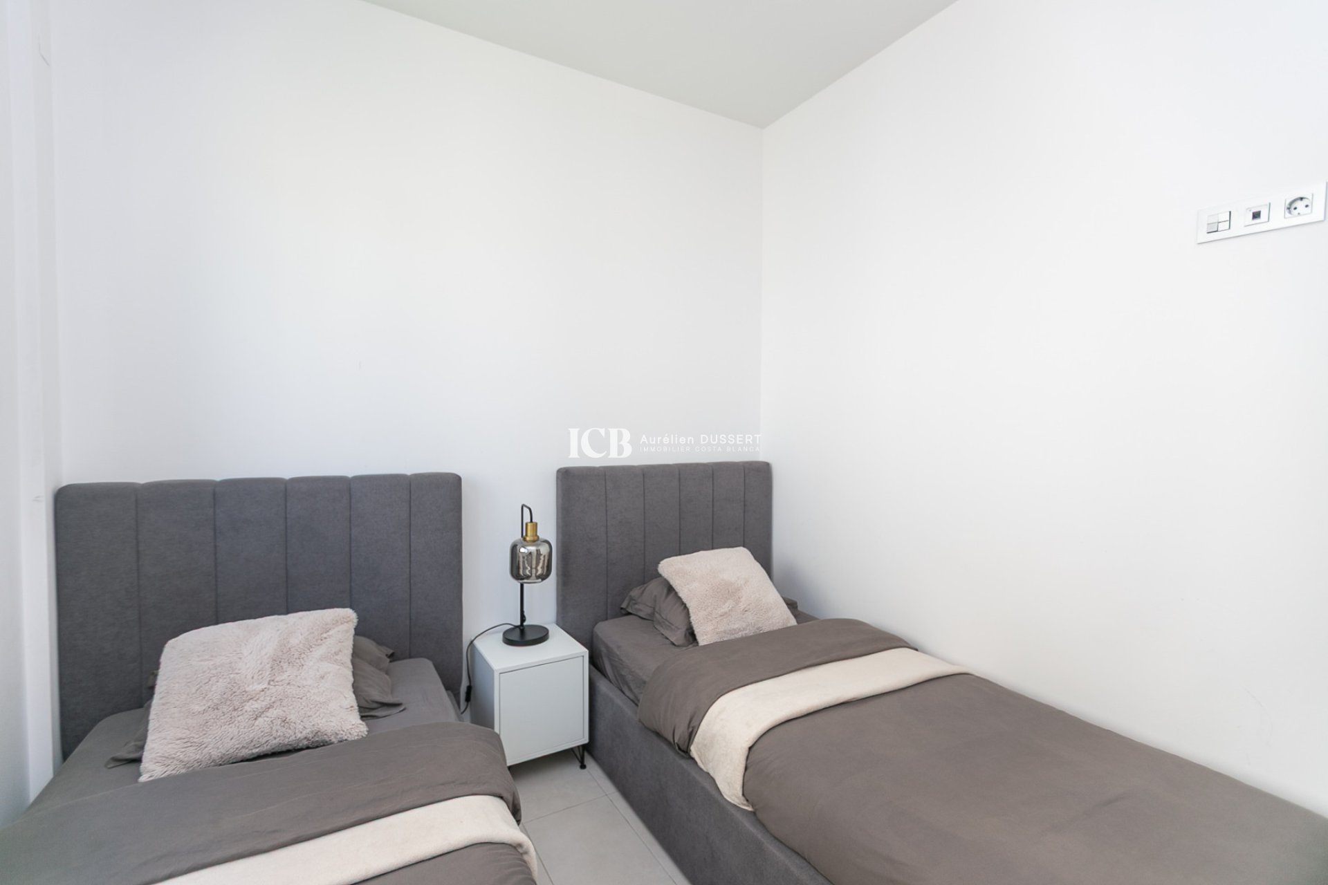 Revente - Villa -
Orihuela Costa - Villamartín