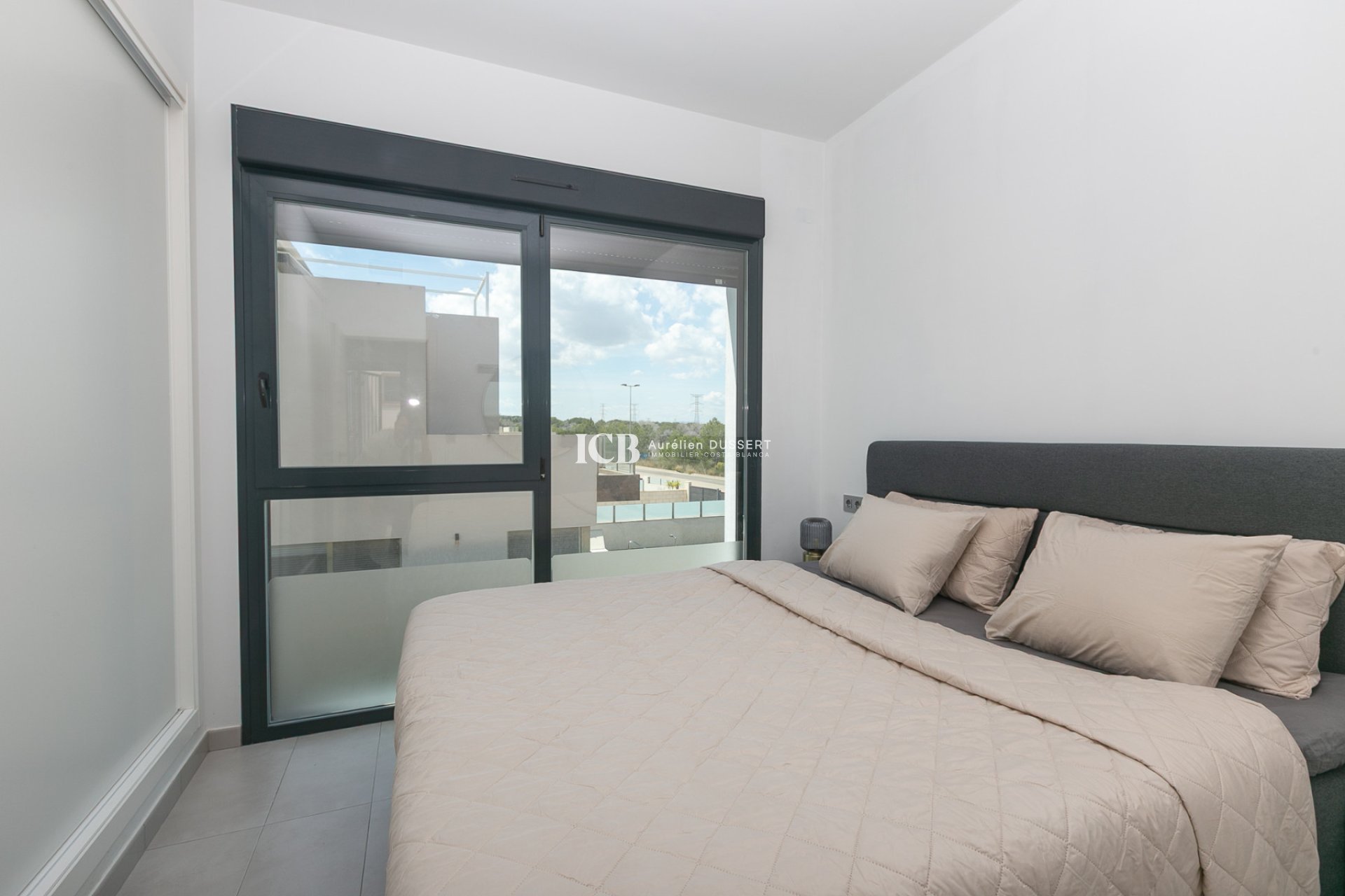 Revente - Villa -
Orihuela Costa - Villamartín