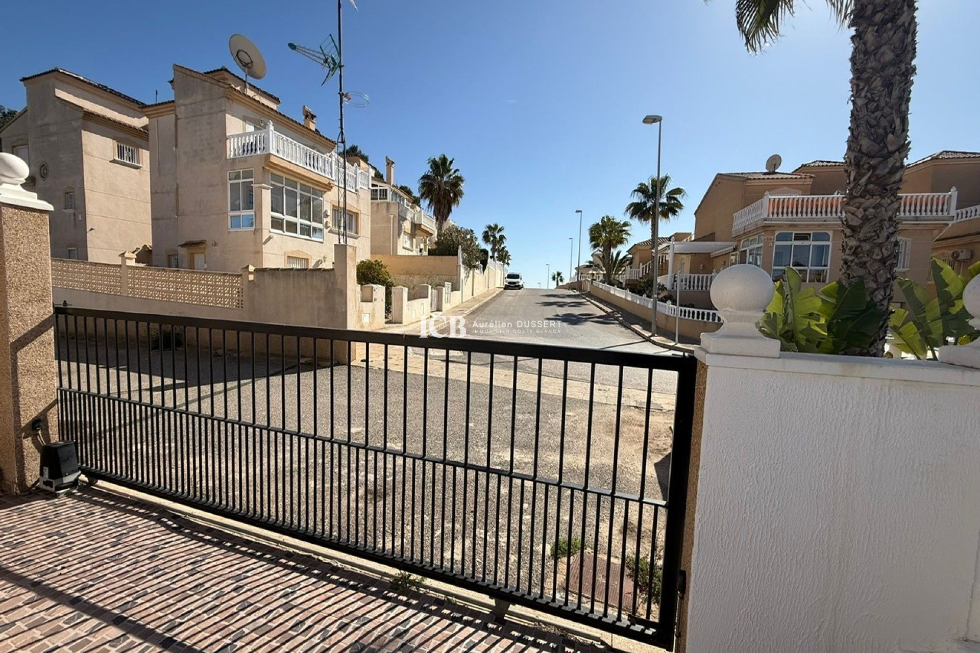 Revente - Villa -
Orihuela Costa - Villamartín