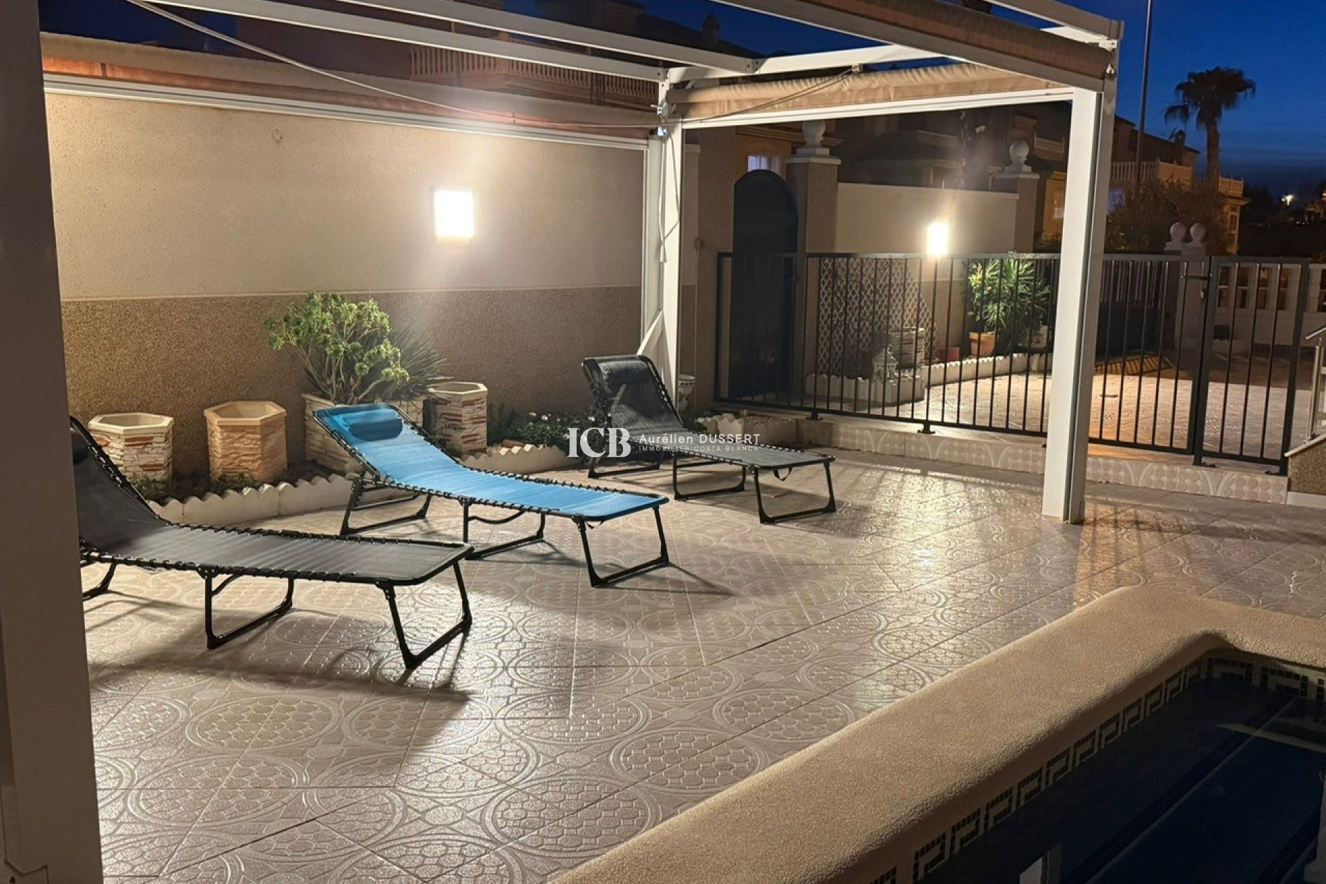 Revente - Villa -
Orihuela Costa - Villamartín