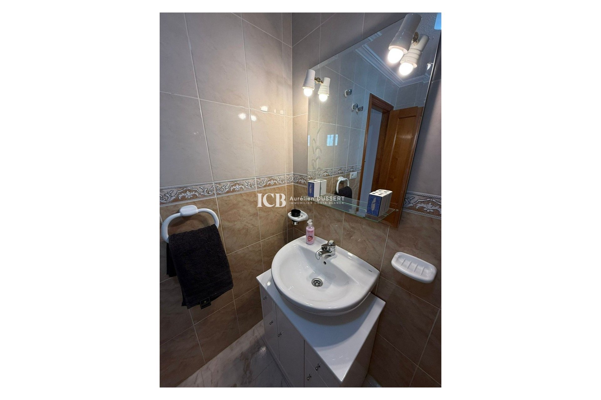 Revente - Villa -
Orihuela Costa - Villamartín