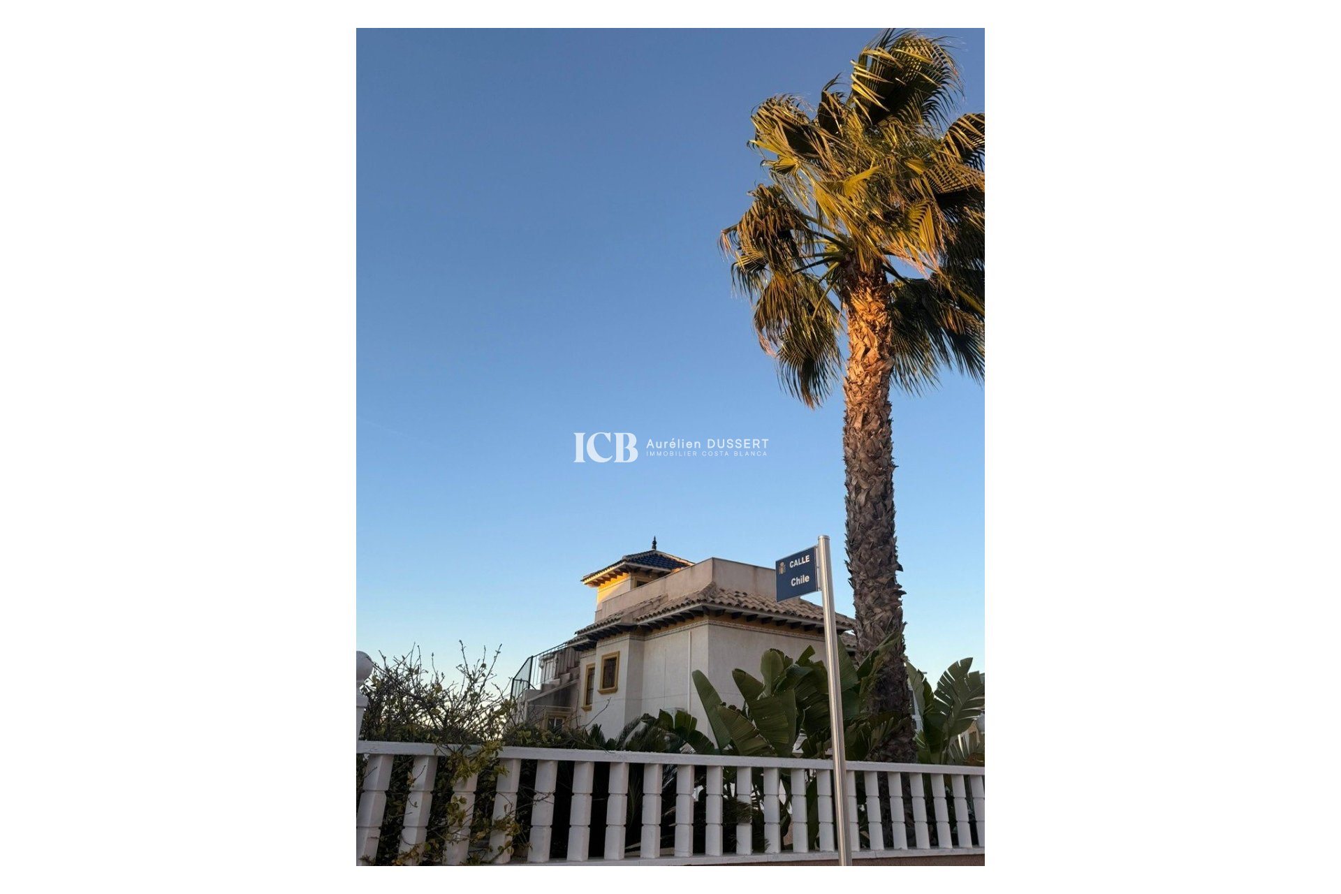 Revente - Villa -
Orihuela Costa - Villamartín