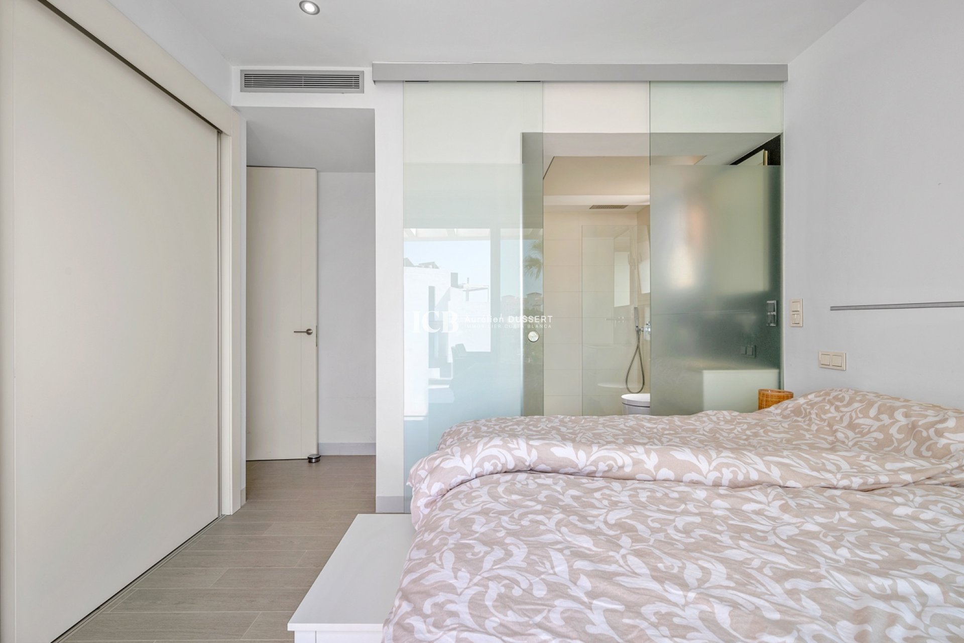 Revente - Villa -
Orihuela Costa - Villamartín