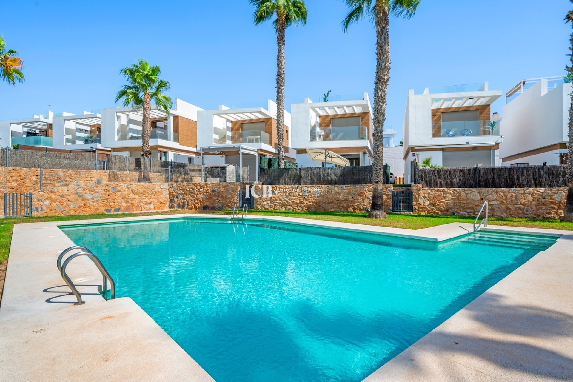 Revente - Villa -
Orihuela Costa - Villamartín