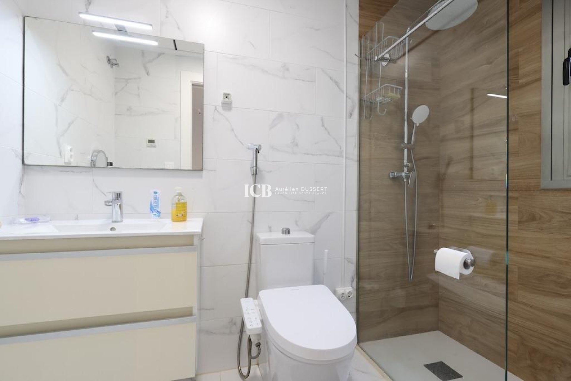 Revente - Villa -
Orihuela Costa - Villamartín