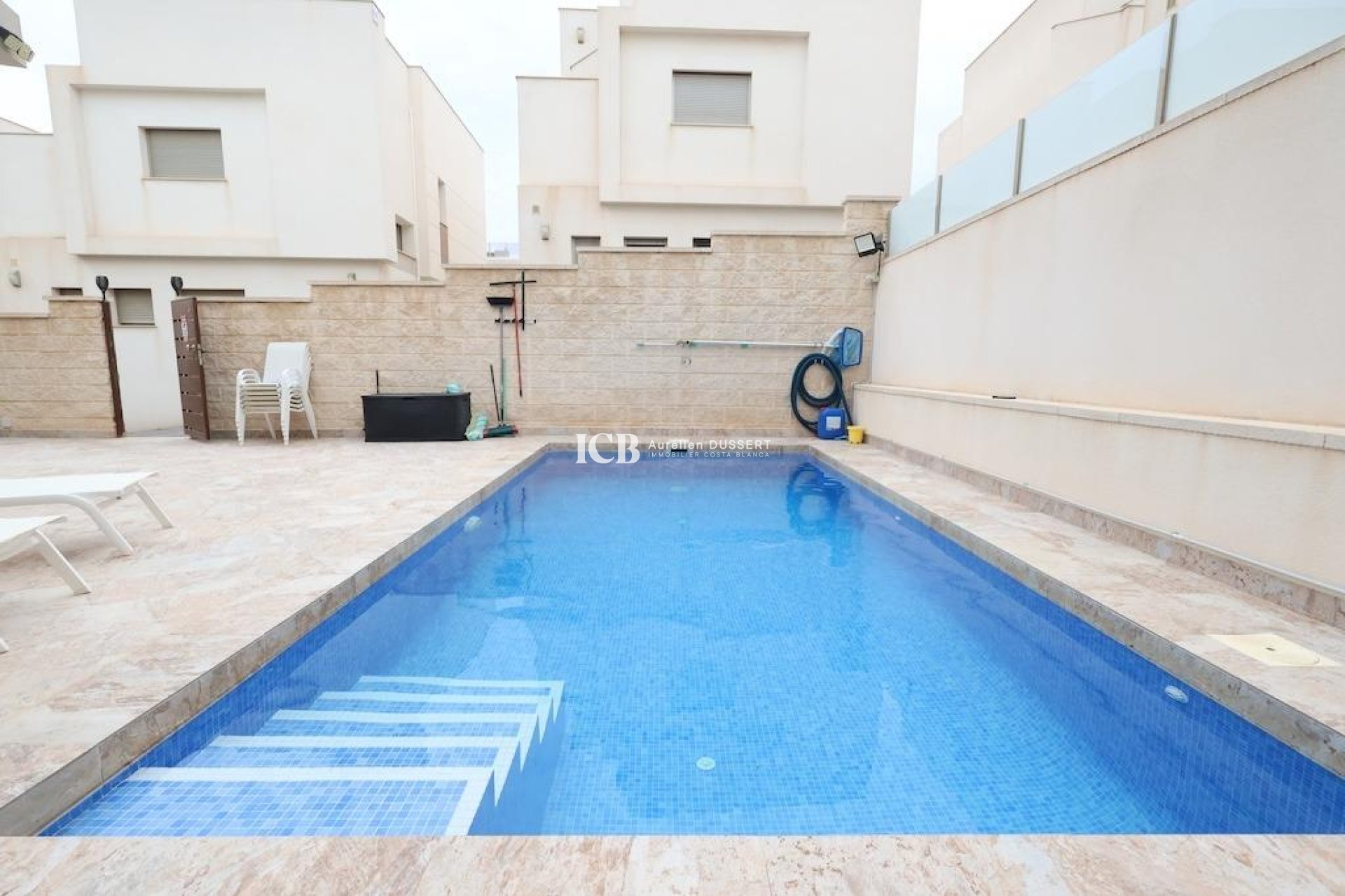 Revente - Villa -
Orihuela Costa - Villamartín