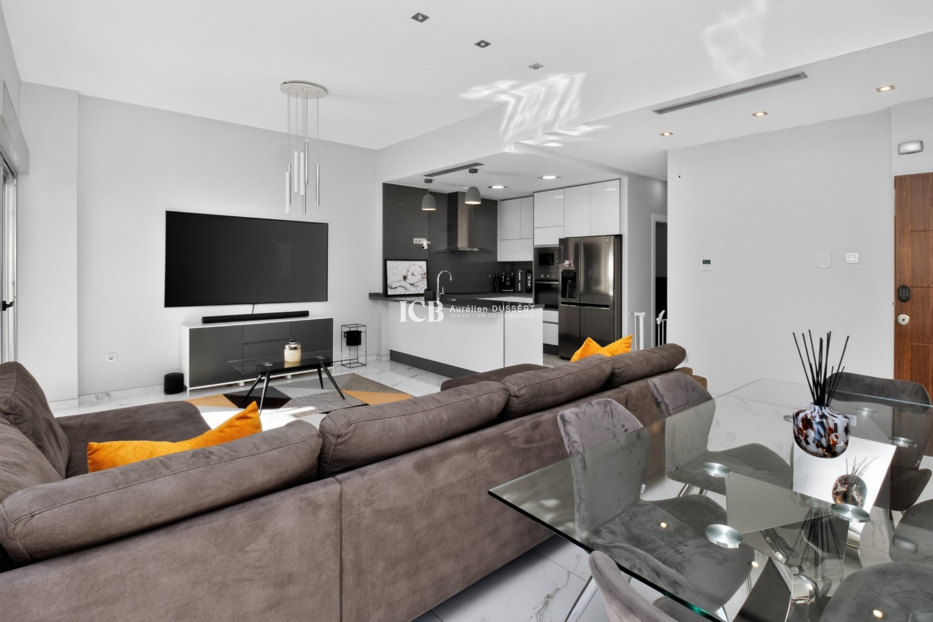 Revente - Villa -
Orihuela Costa - Villamartín