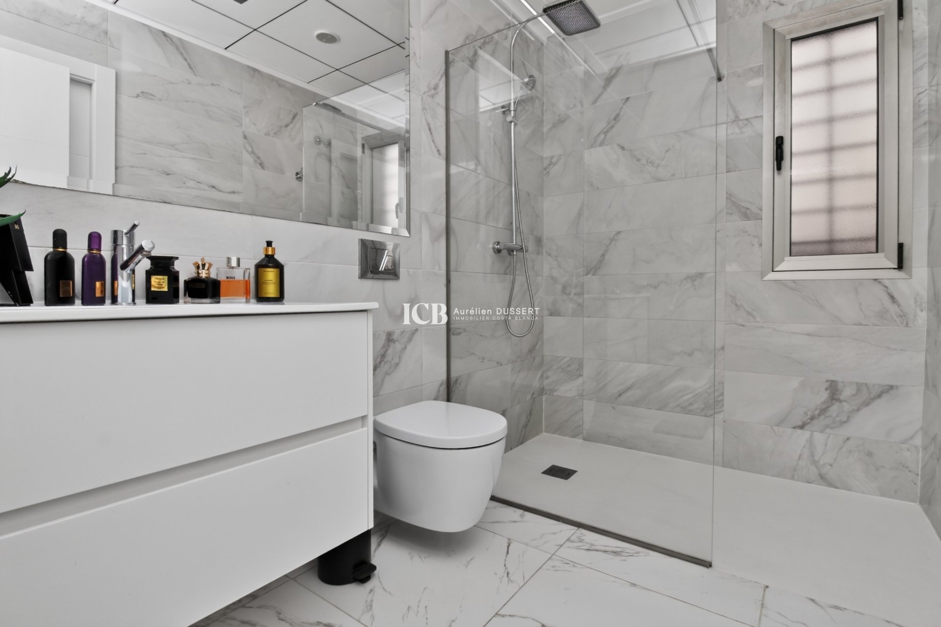 Revente - Villa -
Orihuela Costa - Villamartín
