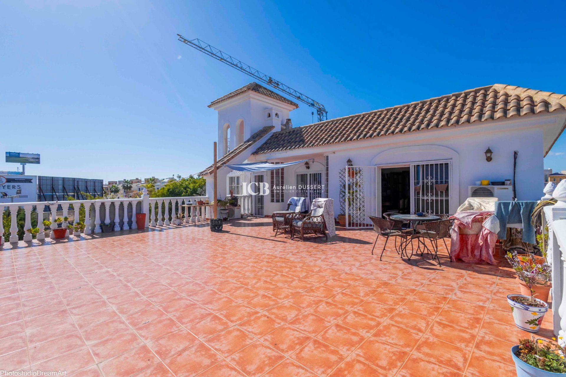 Revente - Villa -
Orihuela Costa