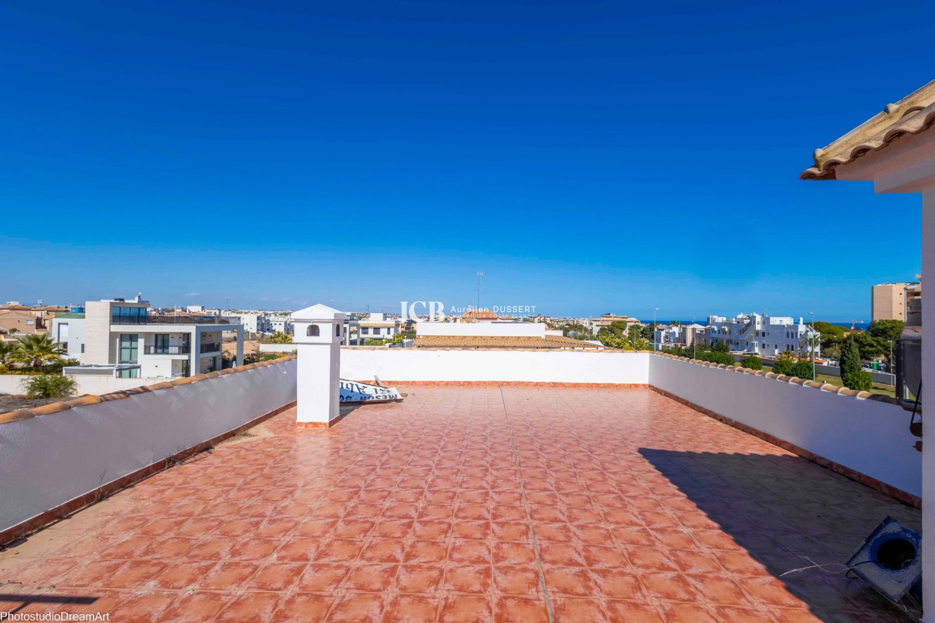 Revente - Villa -
Orihuela Costa