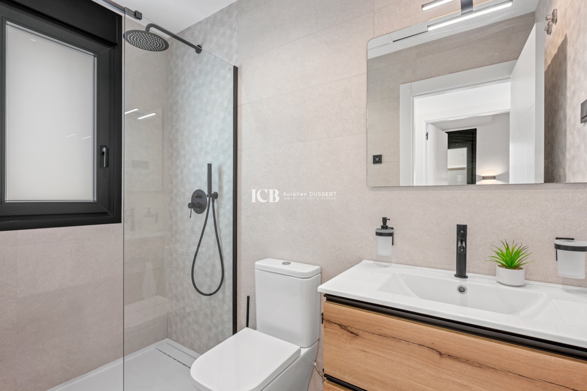 Revente - Villa -
San Miguel de Salinas - El Galan