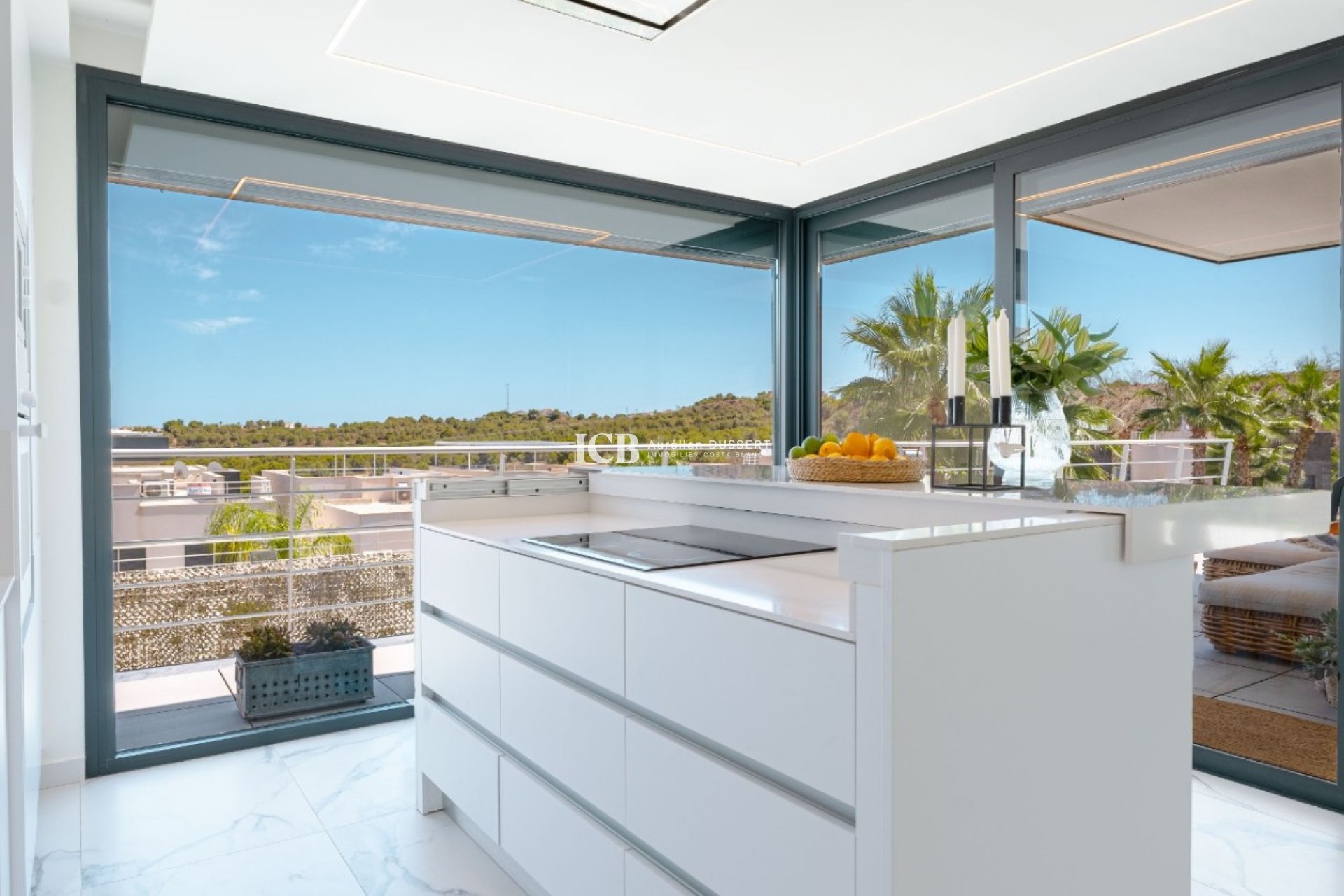 Revente - Villa -
San Miguel de Salinas - Urbanizaciones