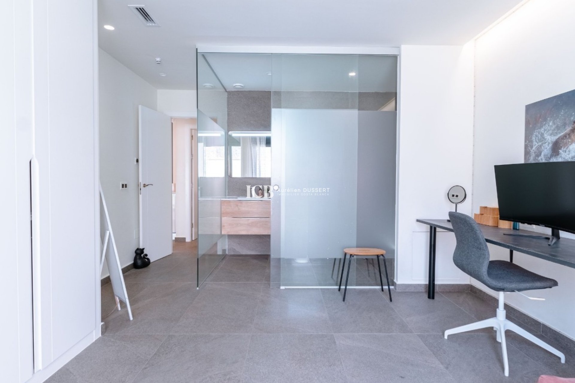 Revente - Villa -
San Miguel de Salinas - Urbanizaciones