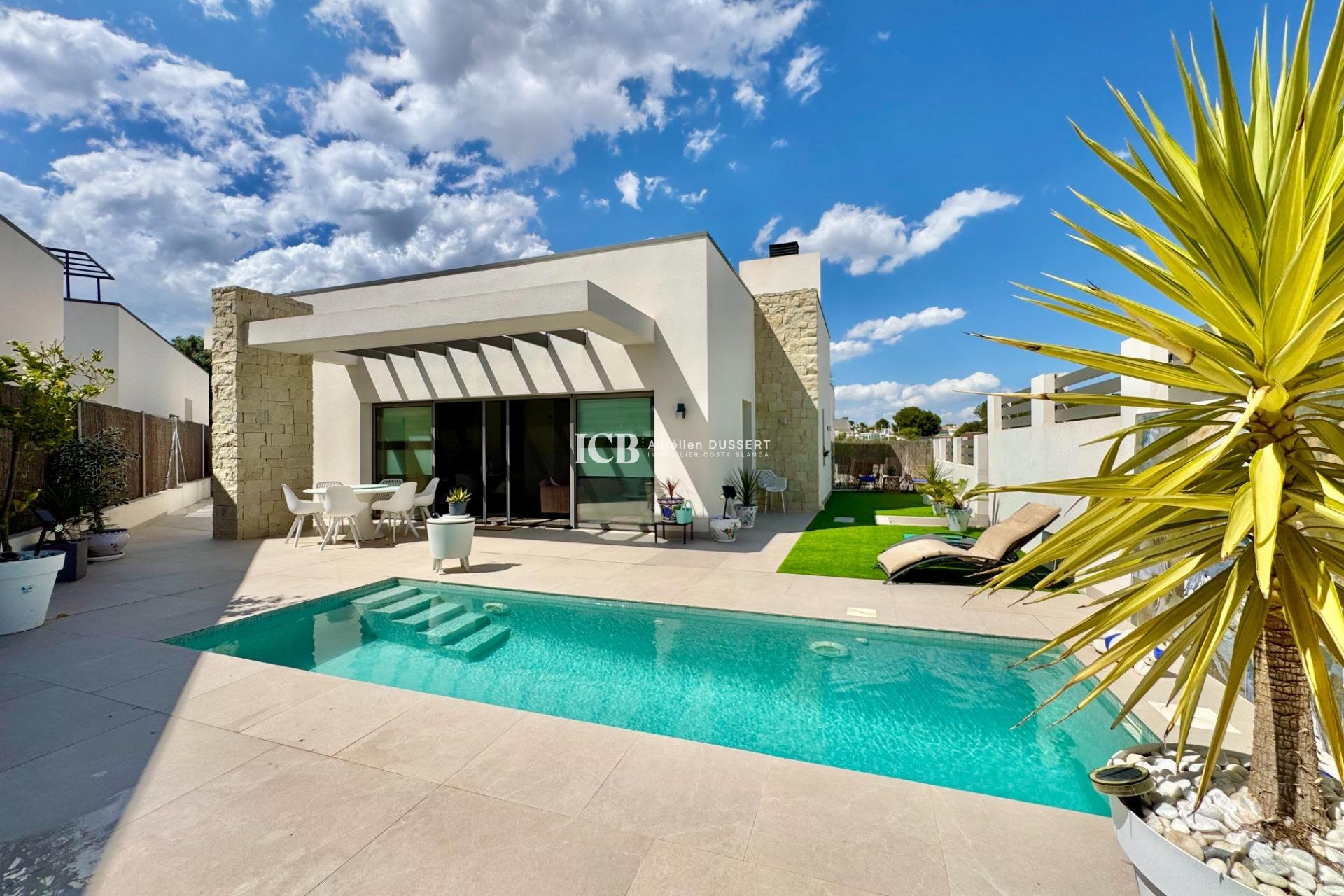 Revente - Villa -
San Miguel de Salinas