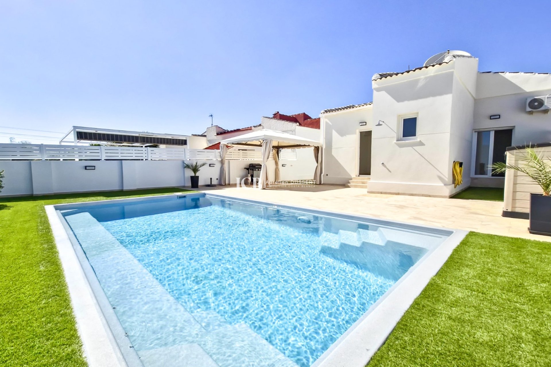 Revente - Villa -
Torrevieja - La Siesta - El Salado -  Torreta