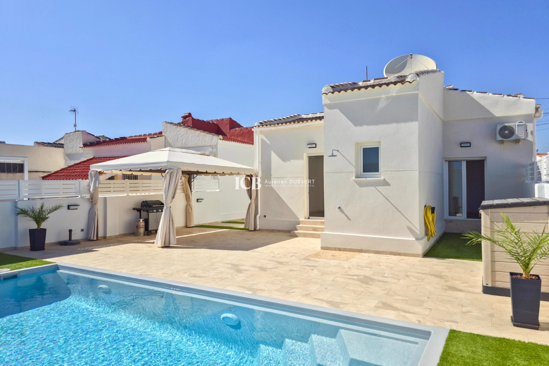 Revente - Villa -
Torrevieja - La Siesta - El Salado -  Torreta