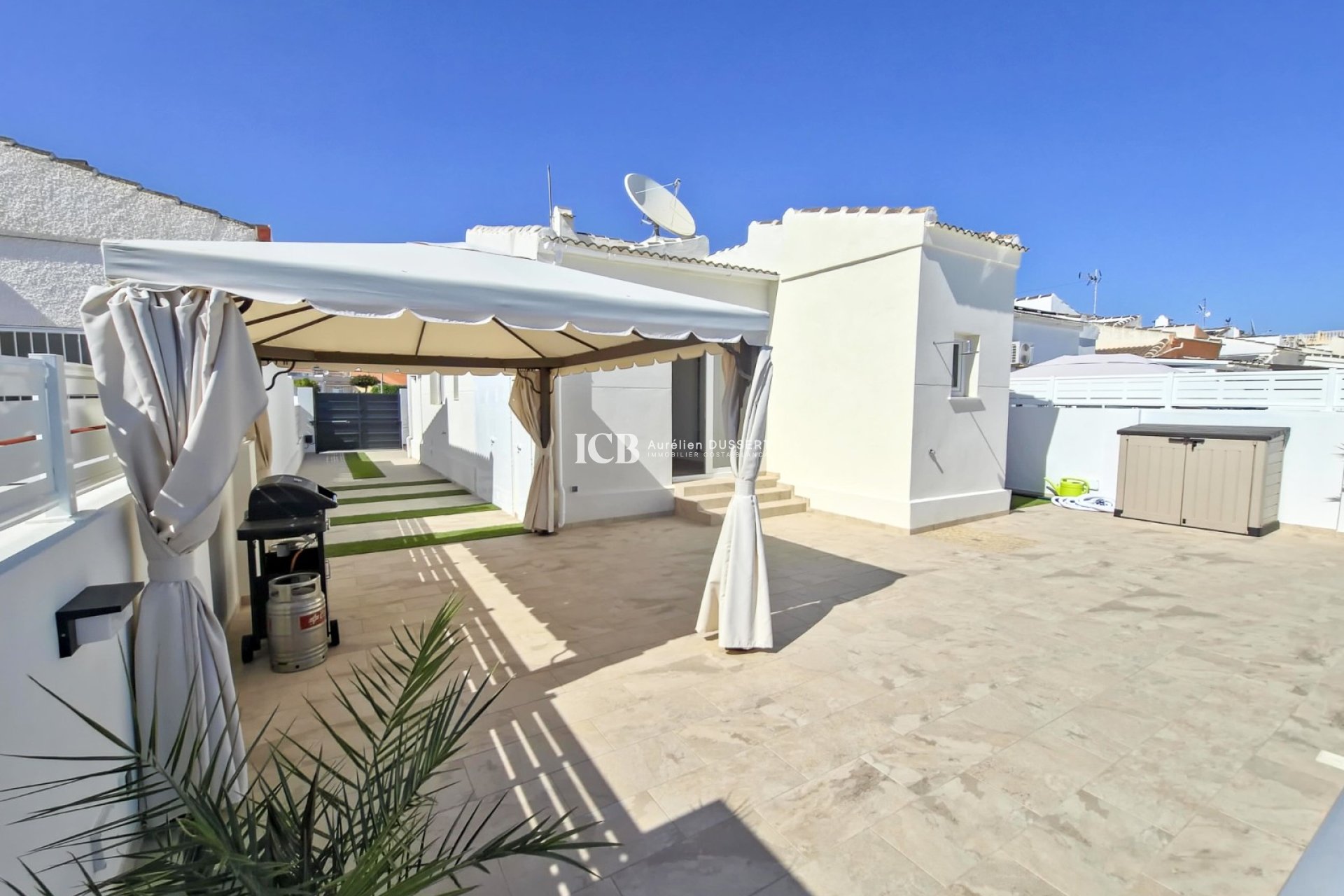 Revente - Villa -
Torrevieja - La Siesta - El Salado -  Torreta