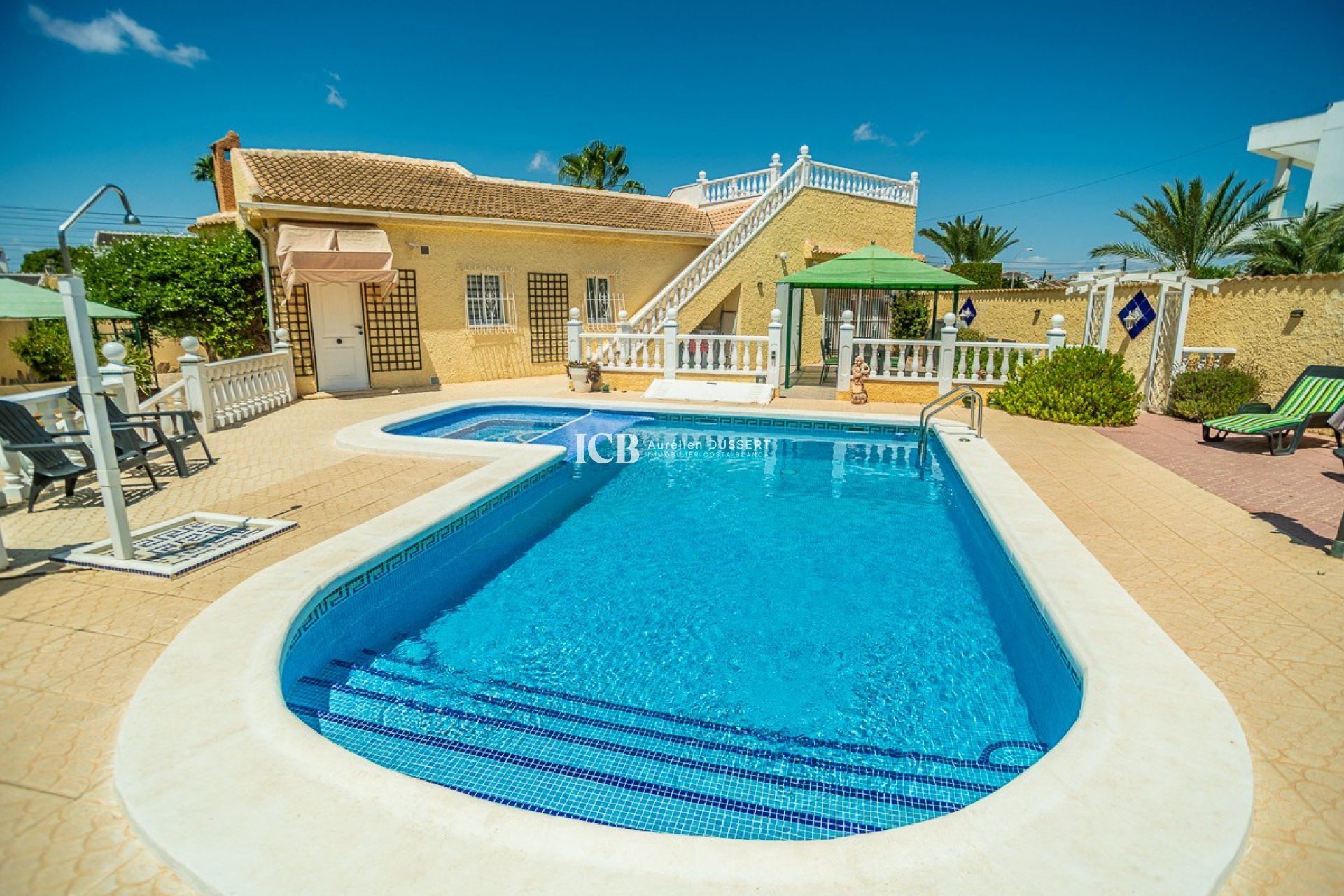 Revente - Villa -
Torrevieja - La Siesta