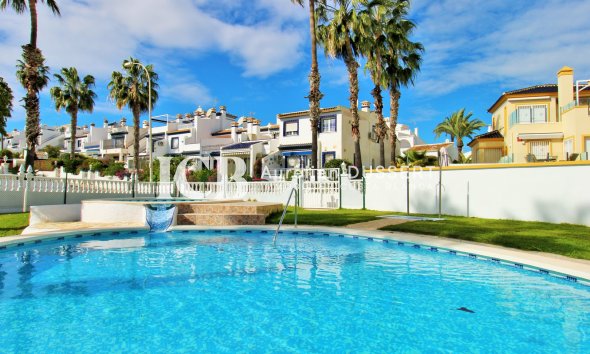 Townhouse - Resale - Orihuela Costa -
                Los Dolses