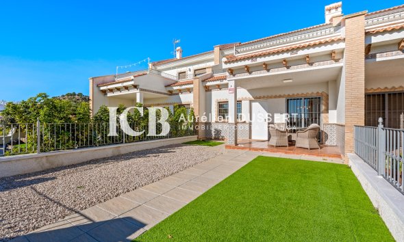 Townhouse - Resale - San Miguel de Salinas -
                San Miguel de Salinas