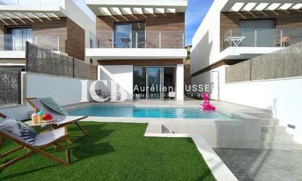 Villa - Nouvelle construction -
            Orihuela Costa - ICB011