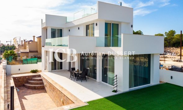 Villa - Nouvelle construction -
            Orihuela Costa - ICB188
