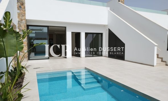 Villa - Obra nueva -
            Los Alcázares - ICB126