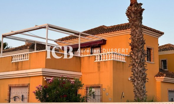 Villa - Resale - Guardamar del Segura - El Raso