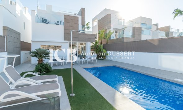 Villa - Resale - Guardamar del Segura - El Raso