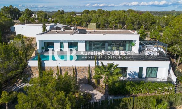 Villa - Resale - Las Colinas Golf - Las Colinas Golf