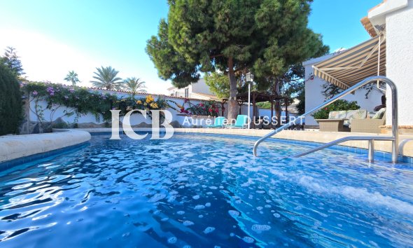 Villa * - Resale - Orihuela Costa -
                Cabo Roig *