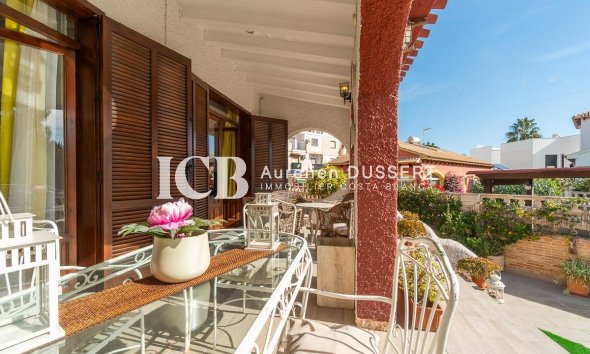 Villa - Resale - Orihuela Costa - Punta Prima